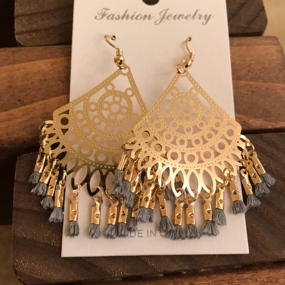 Jewelry - NWT Blue and Gold Dangly Earrings